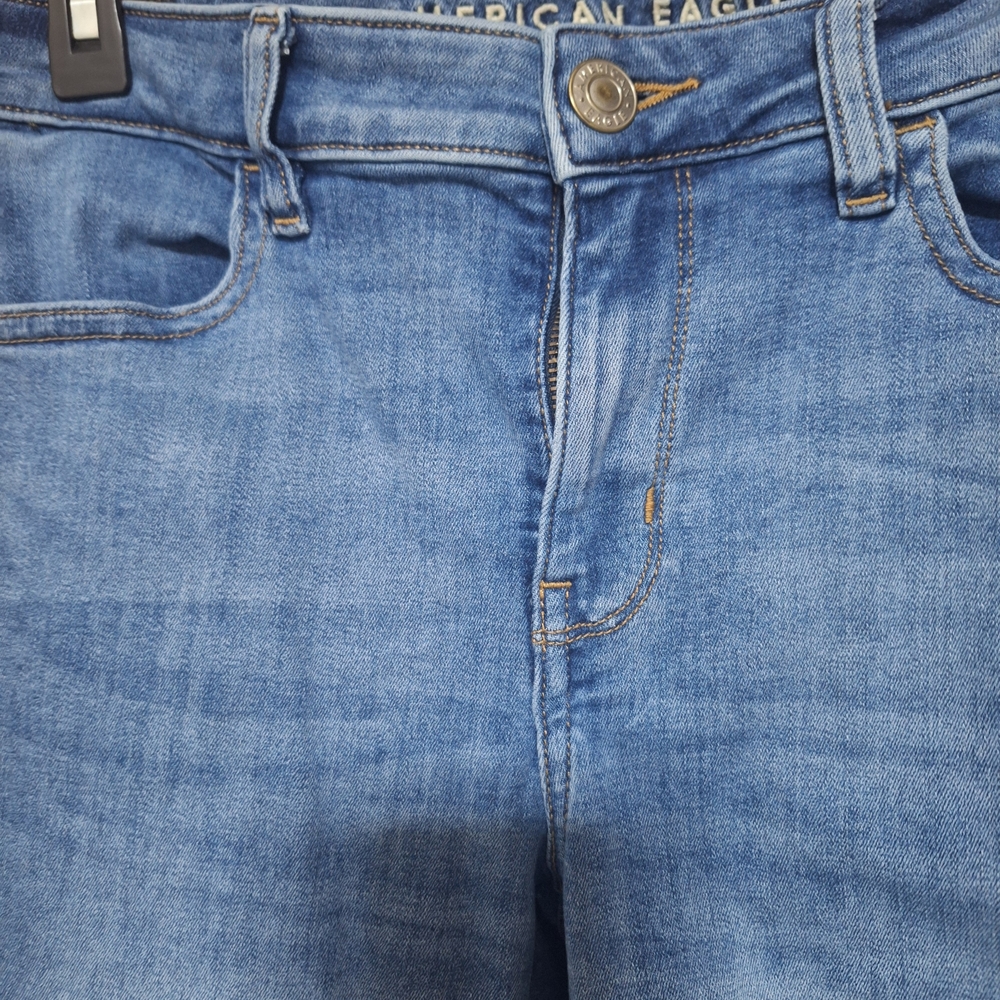 American Eagle Outfitters Women's Blue Jeans - Picture 3 of 5